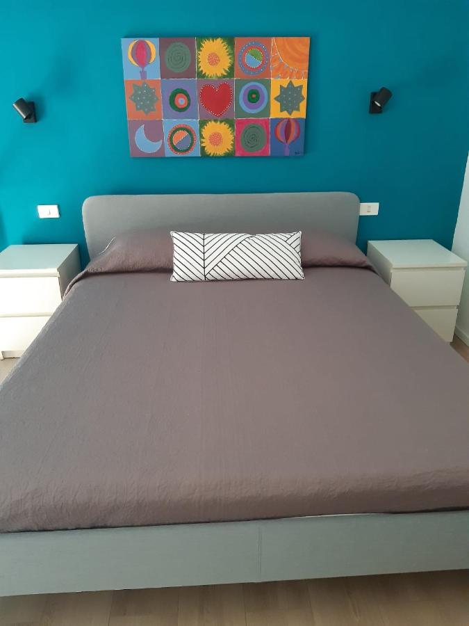 La Casa Di Flo Apartment Наполи Екстериор снимка