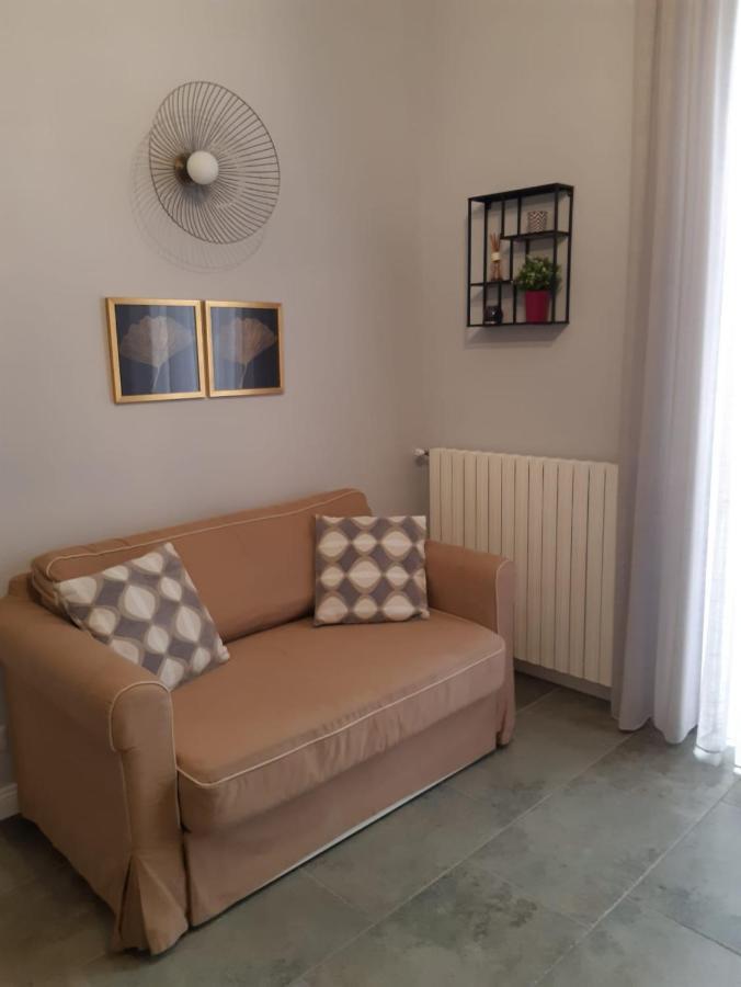 La Casa Di Flo Apartment Наполи Екстериор снимка