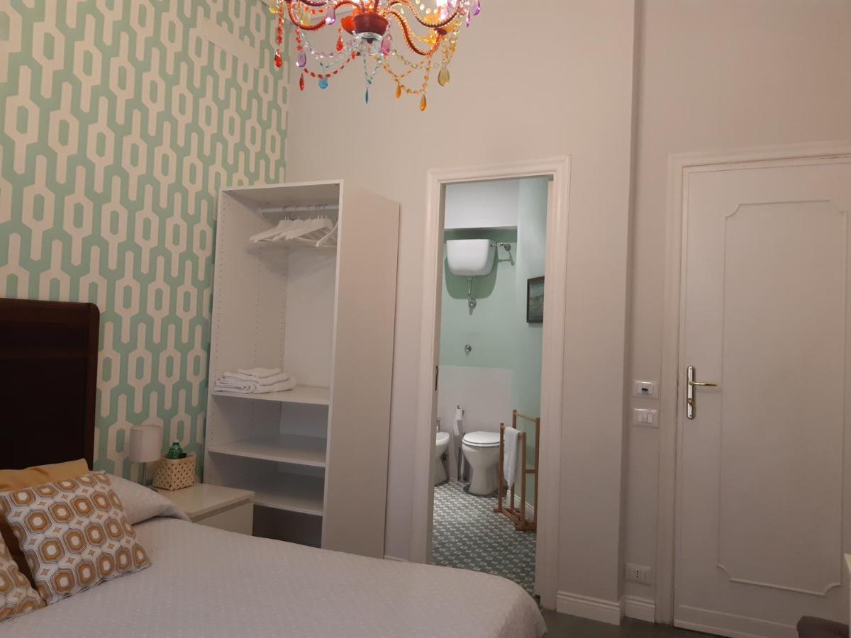 La Casa Di Flo Apartment Наполи Екстериор снимка
